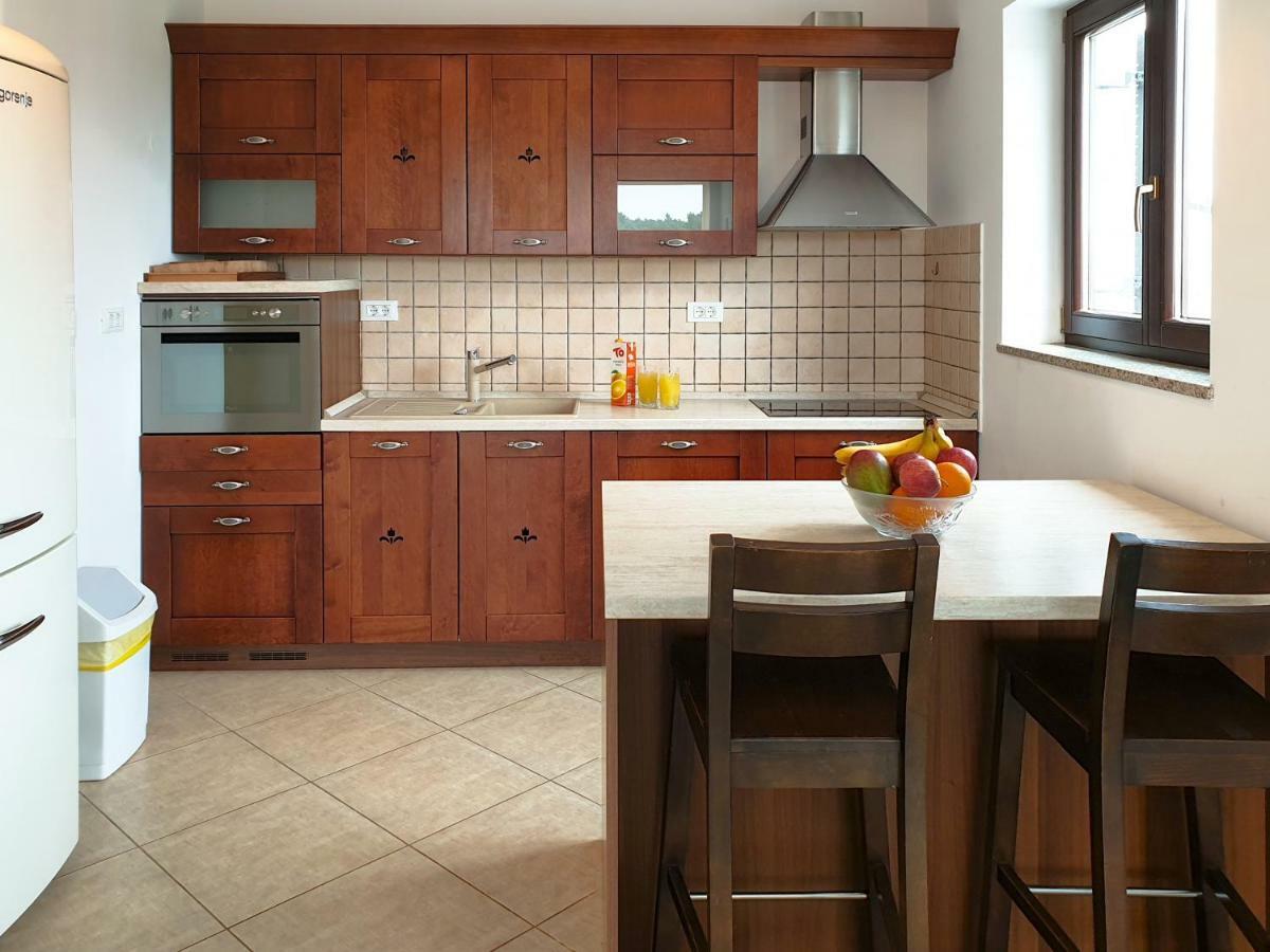 Apartment Oliva Yourcroatiaholiday Premantura Esterno foto